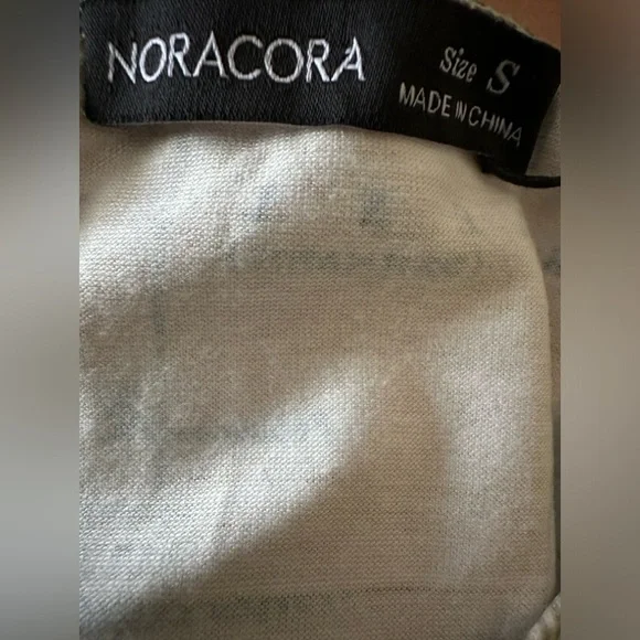 Noracora global long sleeve top - Picture 5 of 5